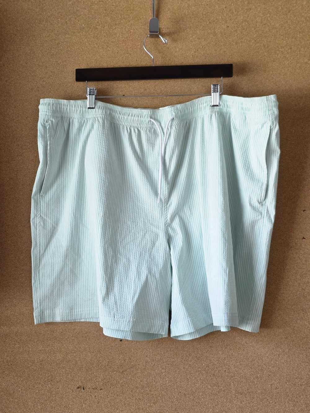 Magellan Outdoors Fish Gear Seersucker Shorts 3XL Mint Green Striped Mesh Lined